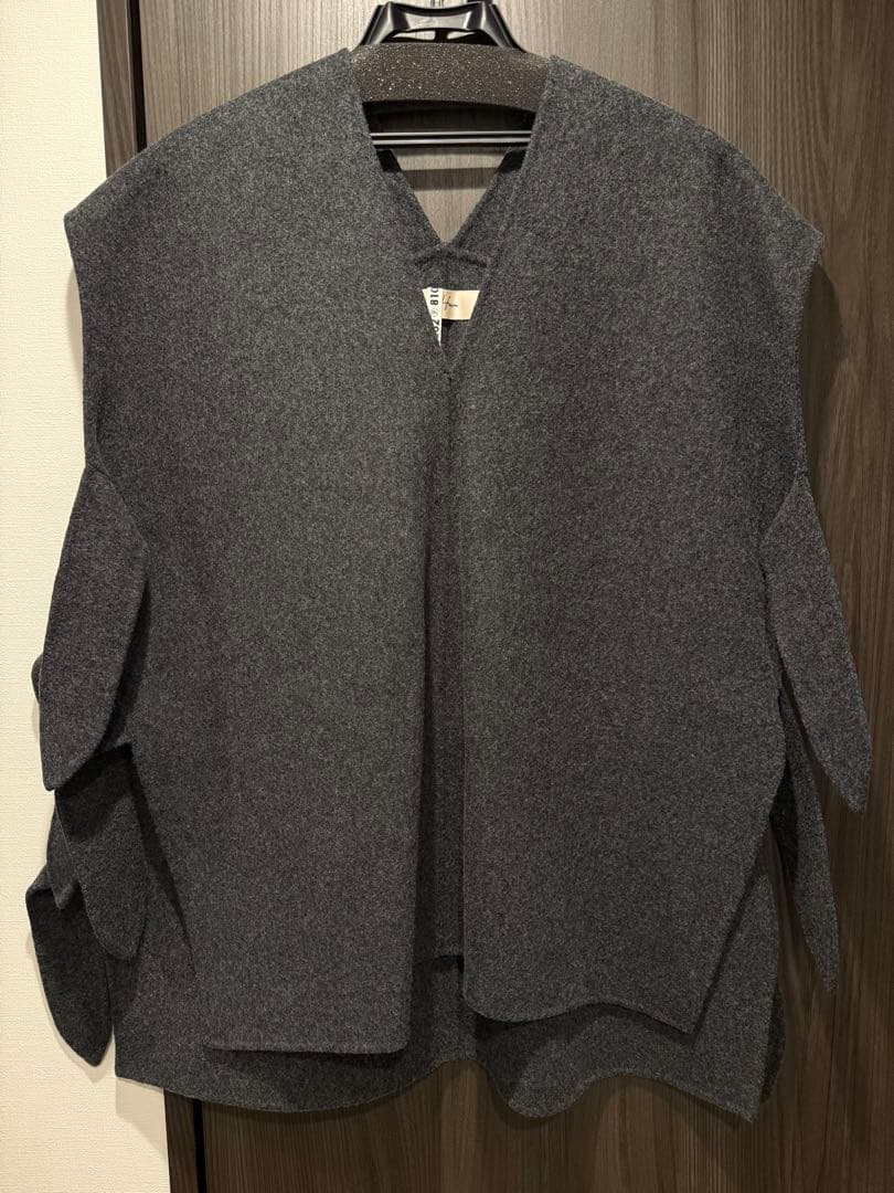 美品 Have ヘイヴ　リボンウールリバージレ　チャコール