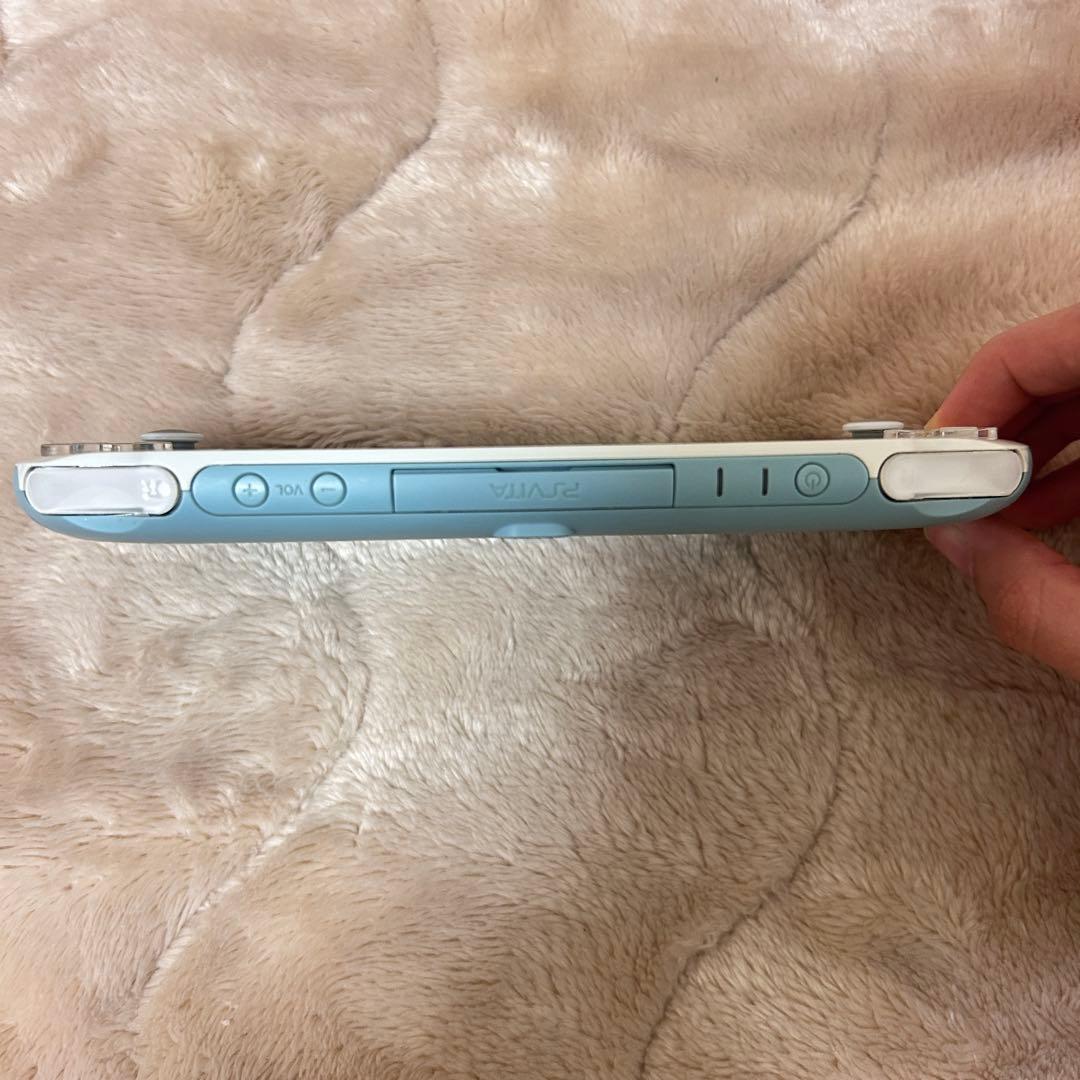 4-007 PSVITA PCH-2000 ライトブルー/ホワイト