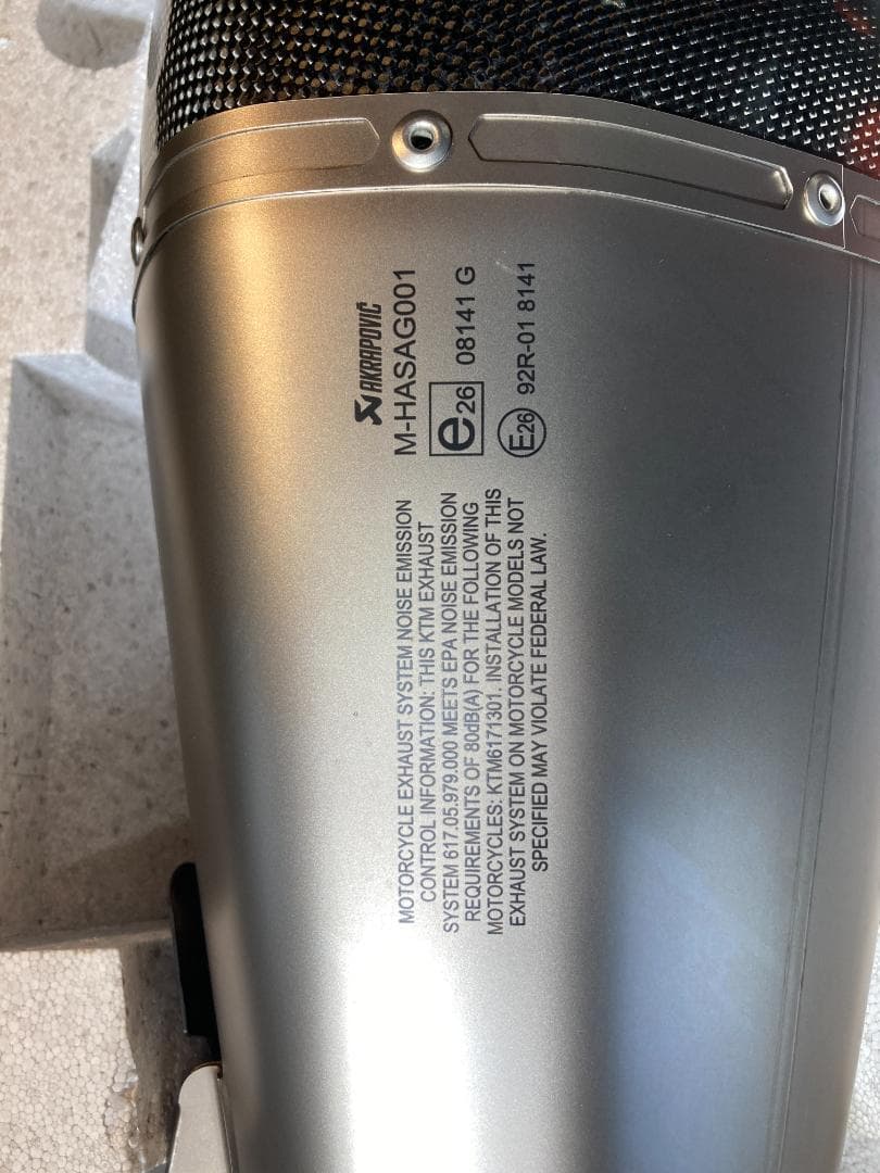 【中古美品】KTM1290DUKE　アクラポビッチサイレンサー　2021～