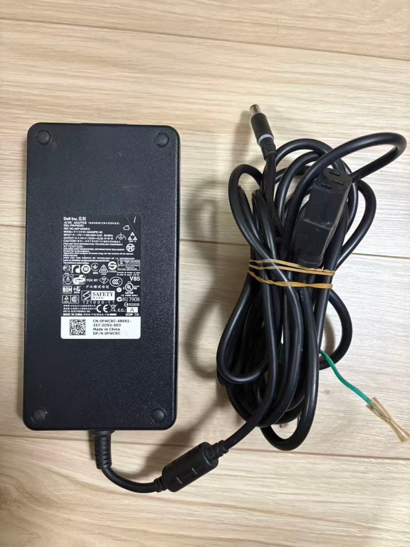 りょうた 品/X51 R2/i7/メ16/モニターセット