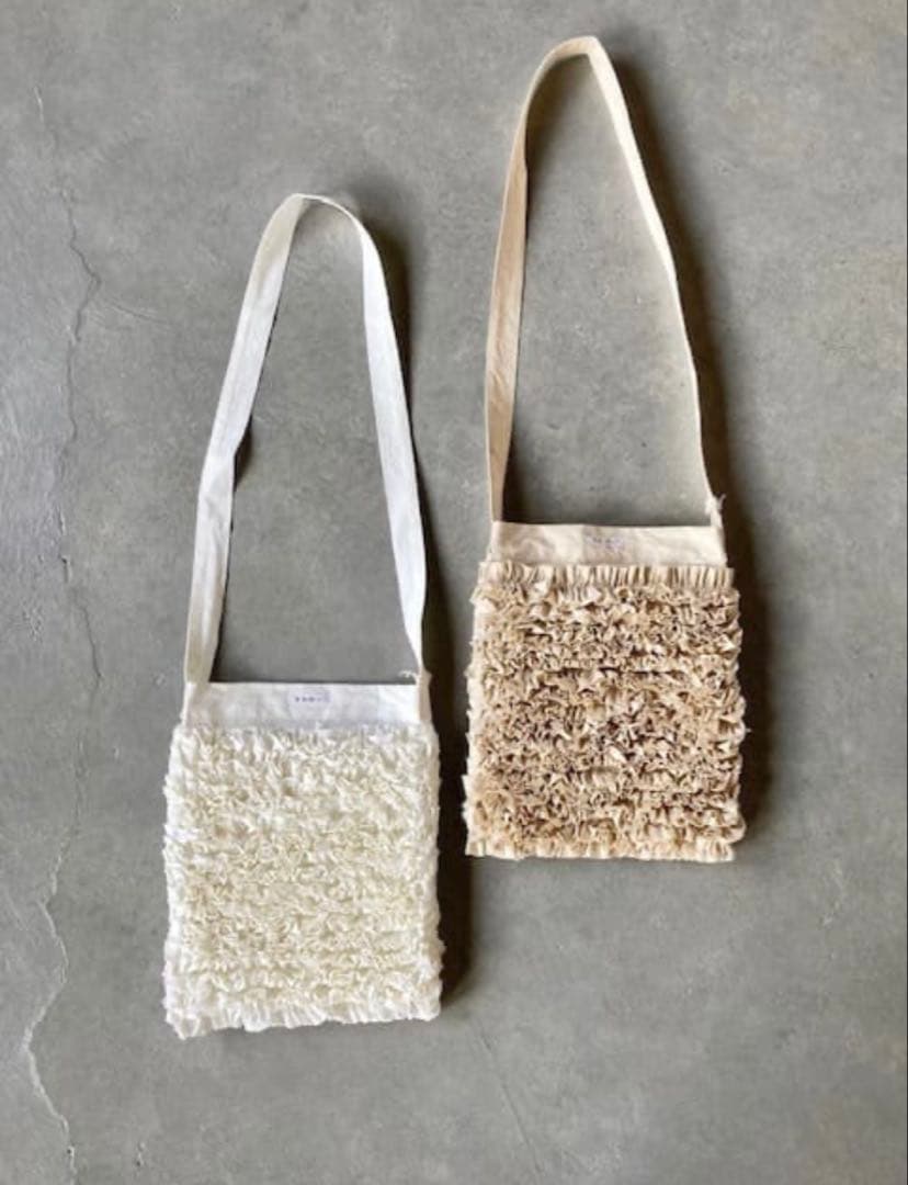 R&D.M.Co- オールドマンズ/コットンフリルショルダーバッグ 白