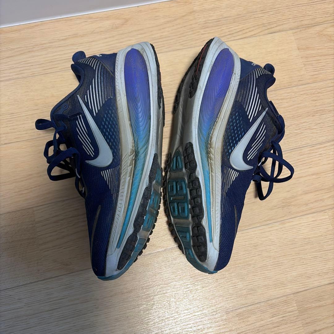 Nike Zoom ボメロ18　26.0