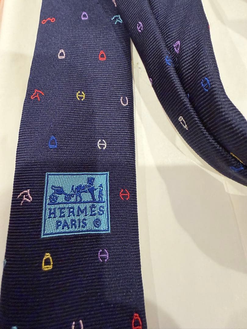エルメス ネクタイ シルク100% 箱リボン付 小紋柄