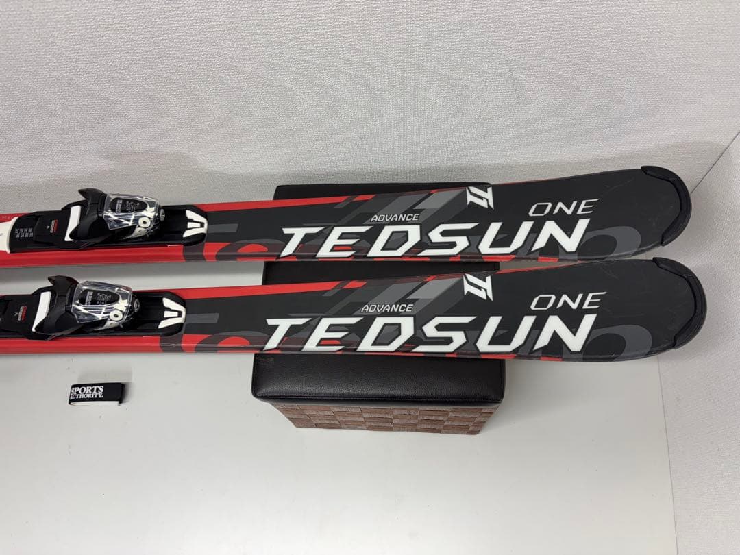 スワロー TEDSUN ONE ADVANCE 163cmスキー板 Look