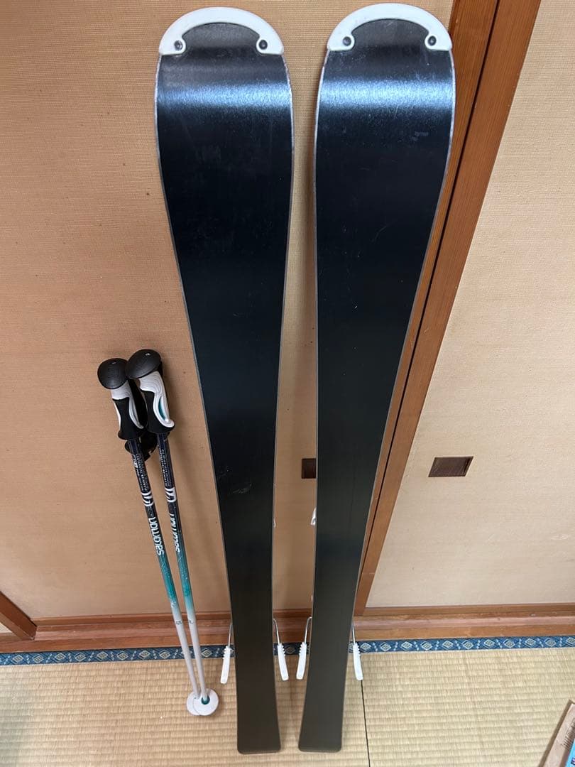 初心者に最適　格安OLIN スキー板・ストックセット