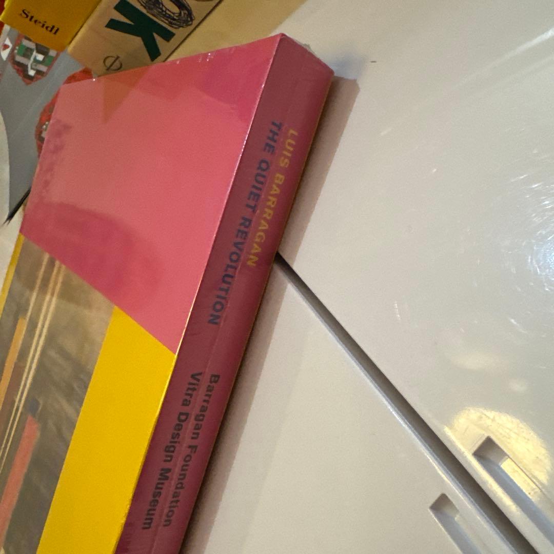 ルイス・バラガン 静かなる革命　シュリンク付き　新品　LUIS　BARRAGAN