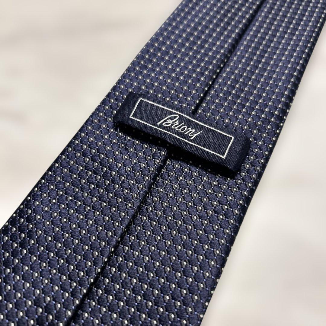 極美品　Brioni ブリオーニ　ネクタイ　ネイビー