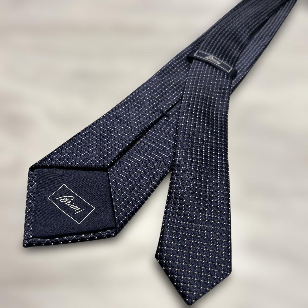 極美品　Brioni ブリオーニ　ネクタイ　ネイビー