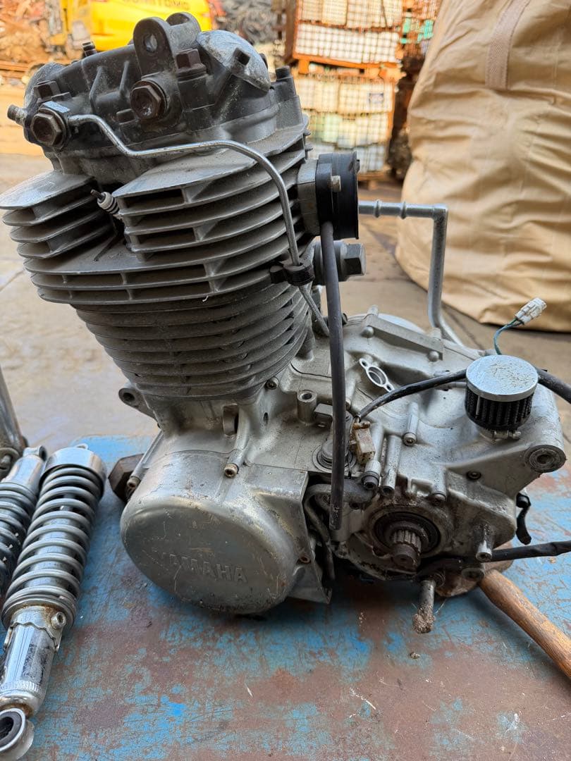 ヤマハ SR400 2H600 エンジン