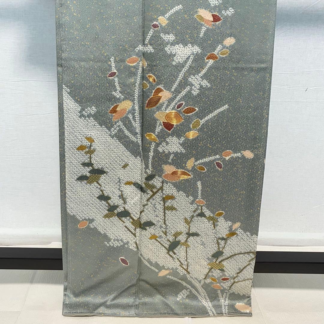 D172 訪問着　絞り　金駒刺繍　正絹　着物　袷　しつけ糸付き未使用極美品