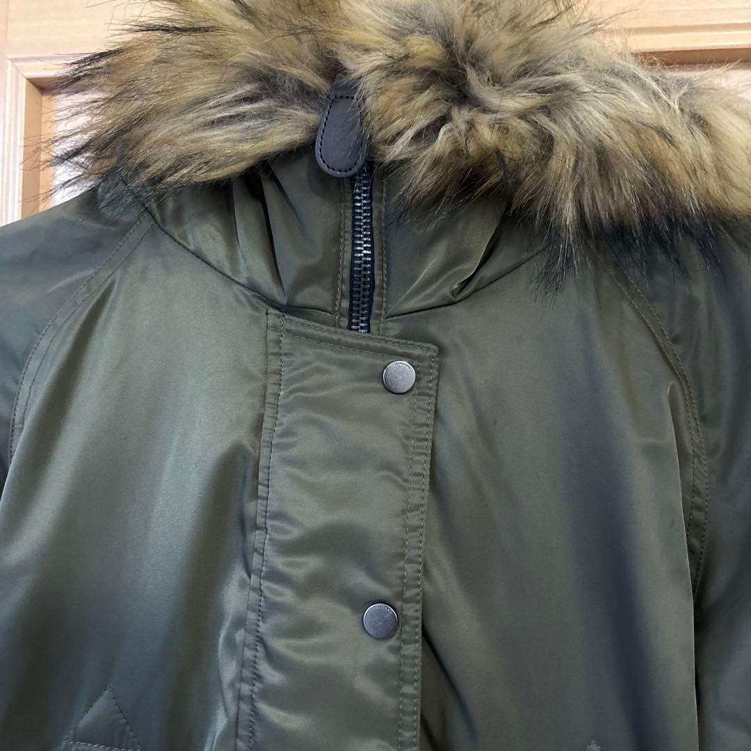 DIESELファー付きオリーブボンバージャケット