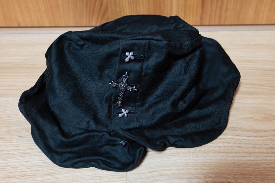 Moi meme Moitie クロス装飾ハット　モワティエ　ゴシック