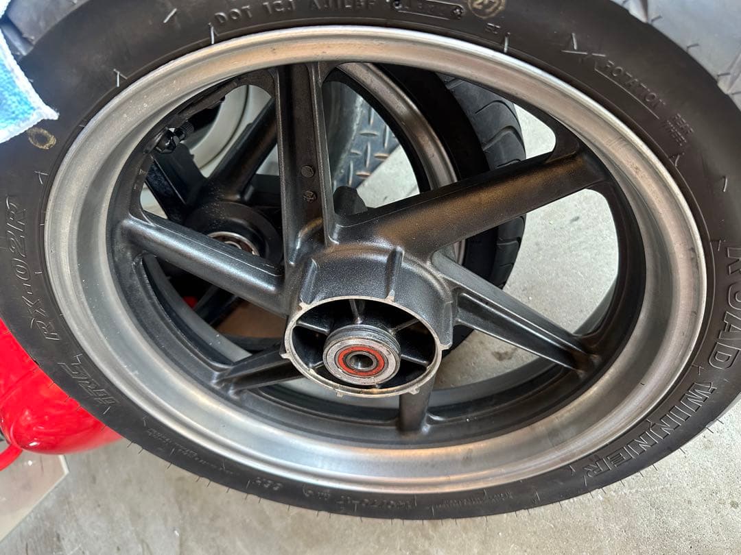 イグマ様 前後セット　ジェイド250 タイヤホイール