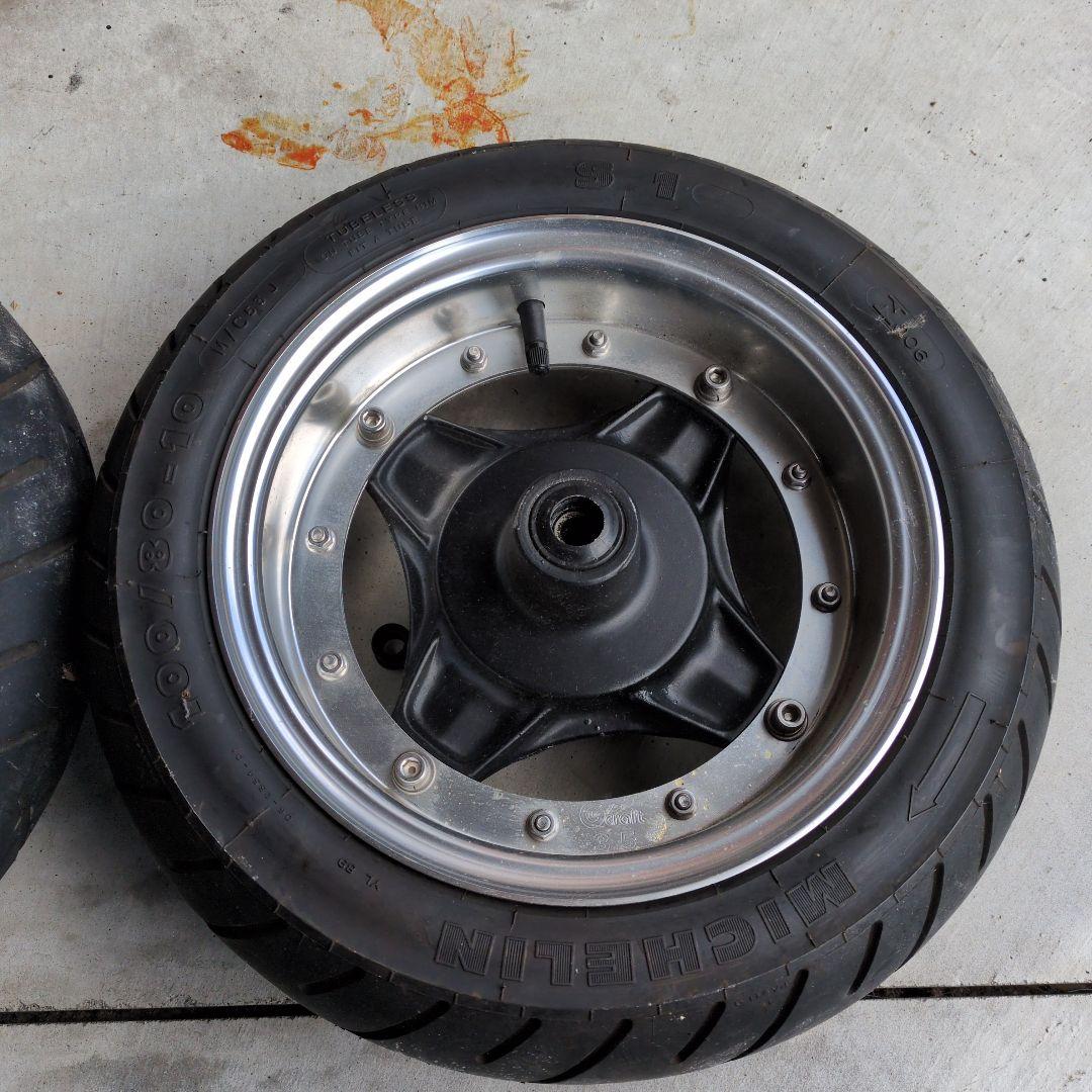 シャリー　タイヤ・ホイール