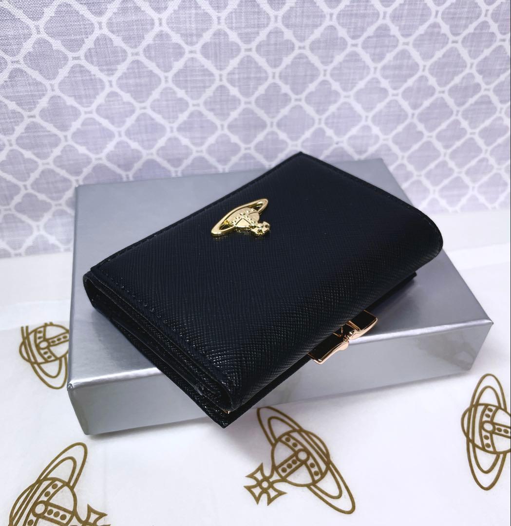 【大人気♡ショッパー付】新品 ヴィヴィアン・ウエストウッド　三折財布
