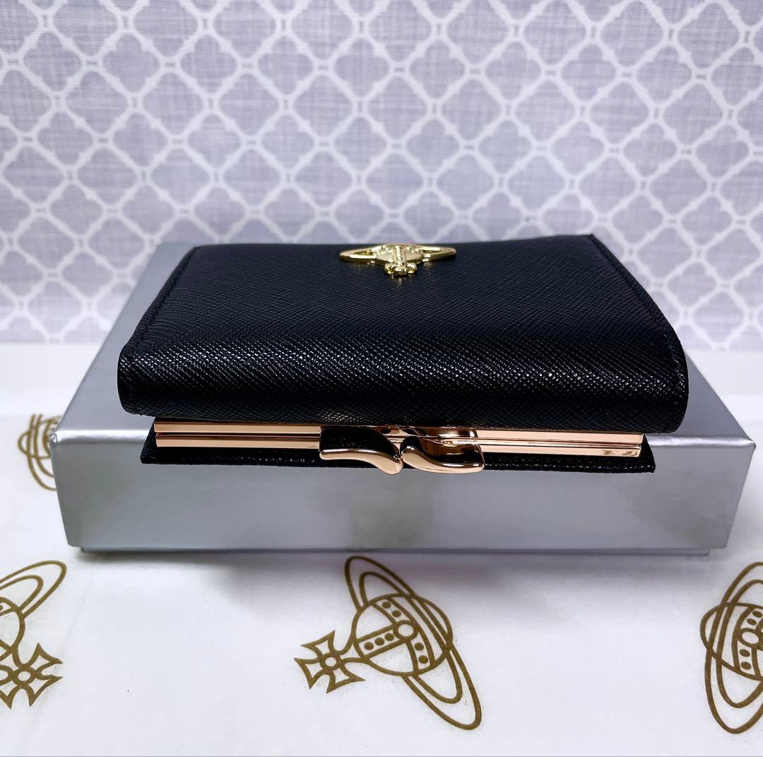 【大人気♡ショッパー付】新品 ヴィヴィアン・ウエストウッド　三折財布