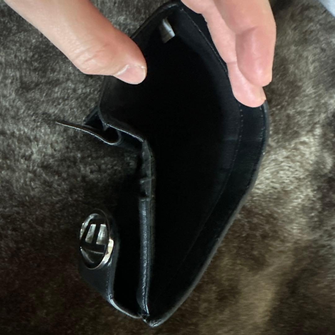 黒 レザー 二つ折り財布　大人気ディーゼル財布　最終値下げ‼️