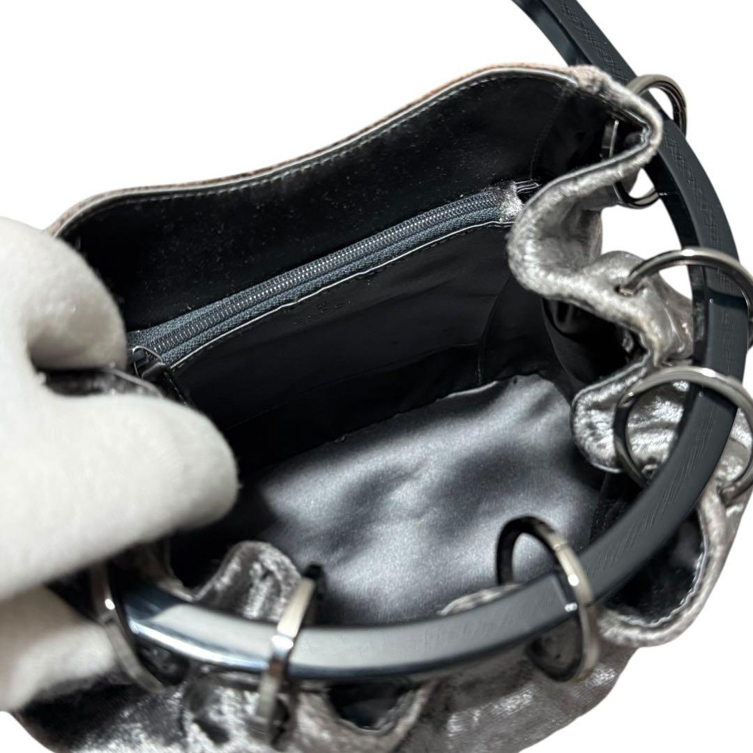 バッグ Gucci Tom Ford Crushed Velvet Bucket Bag