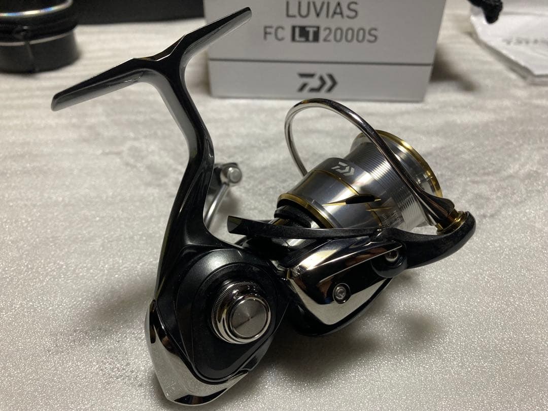【美品】ダイワ 20ルビアス FC-LT2000S＋オプション品