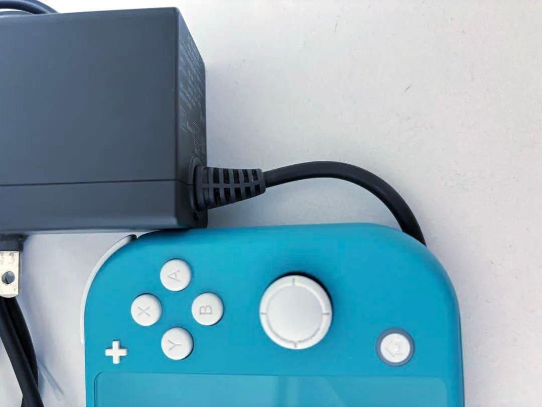 NintendoSwitchライト　ターコイズ