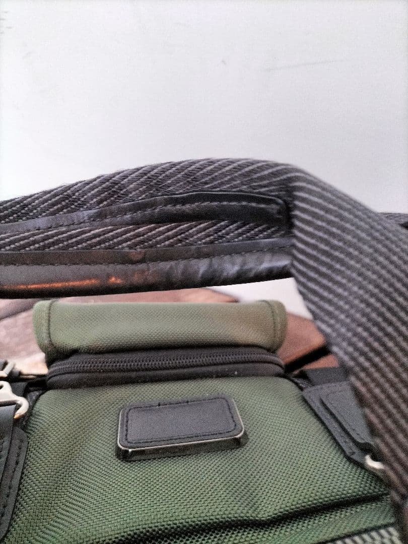 美品トゥミ ALPHA BRAVO 2WAYバッグ　ショルダー