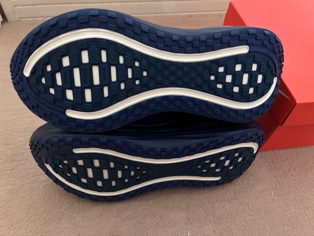 ナイキ ボメロ プラス ウィズスワロフスキー®クリスタルズ