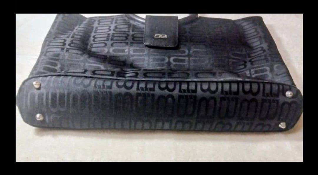 BALENCIAGA　バレンシアガ　バッグ　トートバッグ