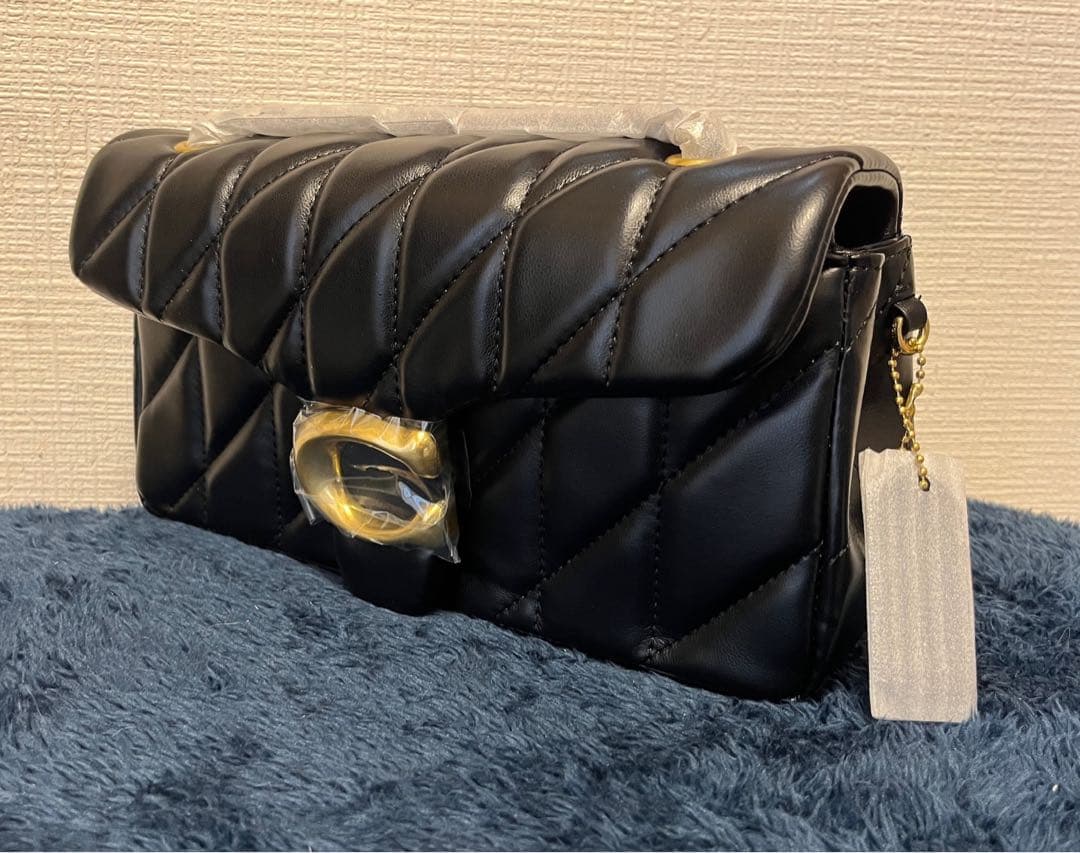 【新品】COACH タビー ショルダー バッグ 26・キルティング　ゴールド金具