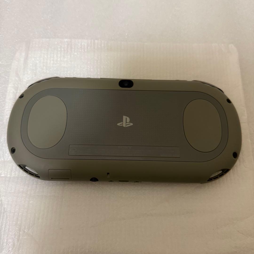 SONY PSVita PCH-2000 カーキ/ブラック ZA16 完品