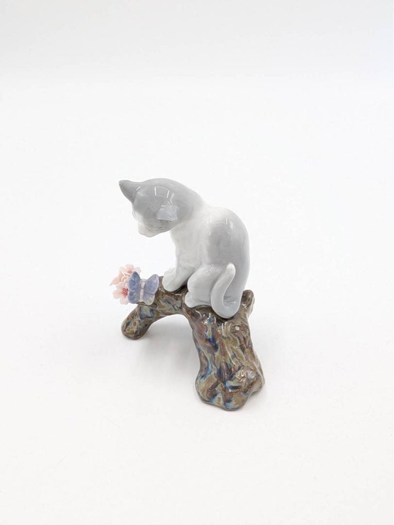 リヤドロ LLADRO 猫と花 フィギュリン 置物 箱付き