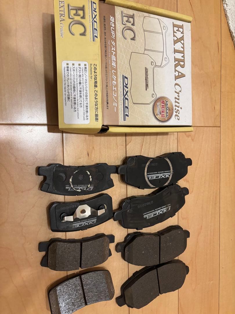 デリカD5 DIXCEL 社外ブレーキパッド　前後1台分セット　中古品