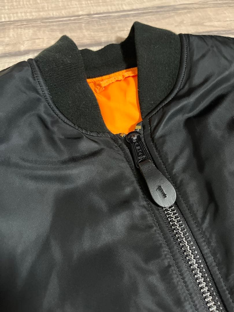 リバーシブル MA-1ジャケット ブラック/オレンジ　xl