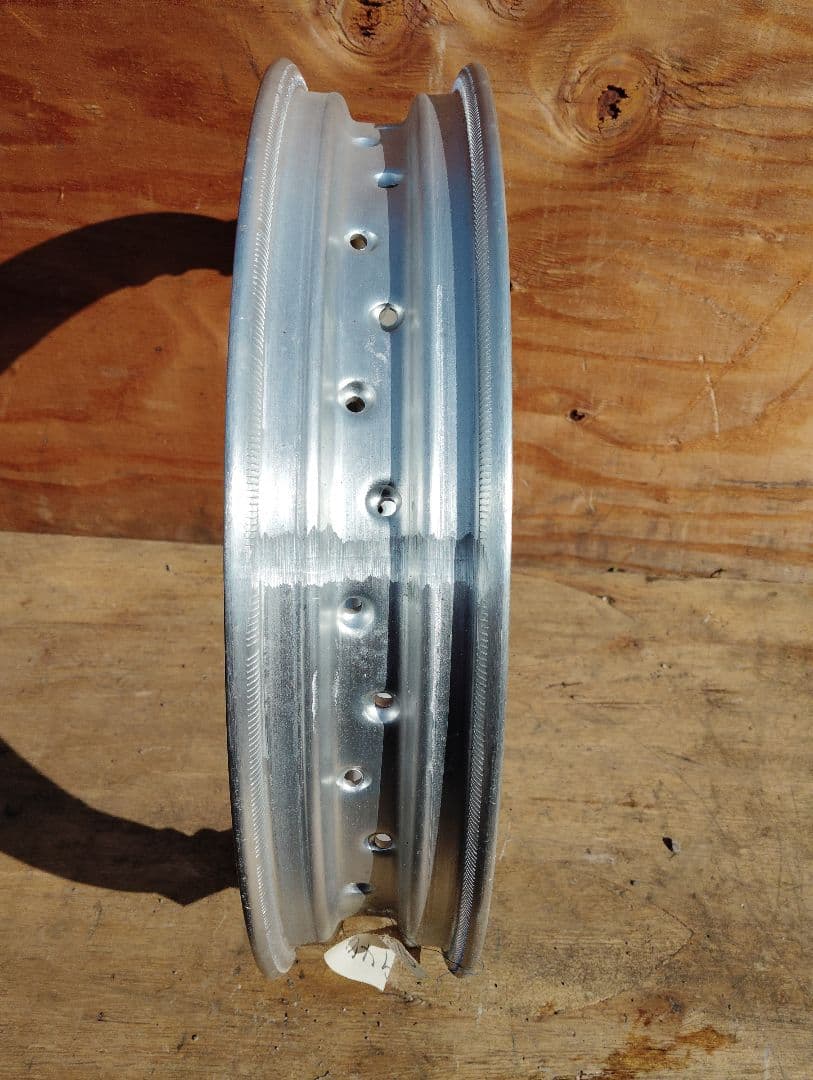 YAMAHA！ＳＲ400/500 新品ホイール