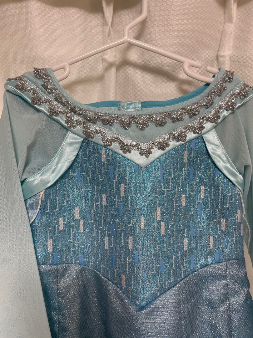 【最終値下げ】ディズニービビディバビディブティック　エルサドレス110サイズ