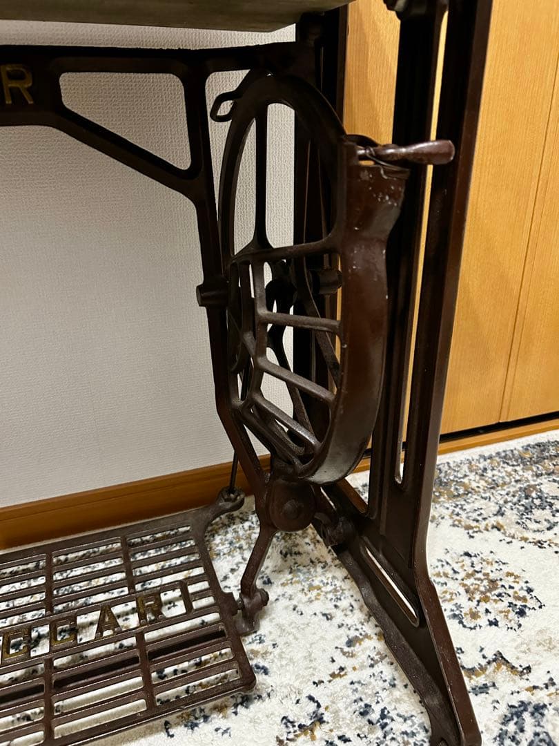 【chaaa】RICCAR ミシン台 アンティークテーブル