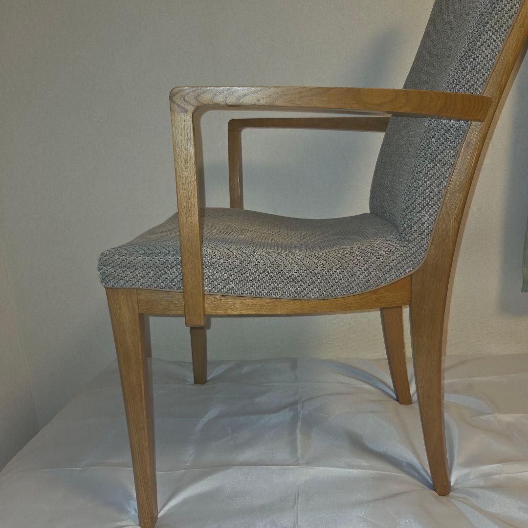 極美品 使用数回 定価9万 カリモク ダイニングチェア CT7800