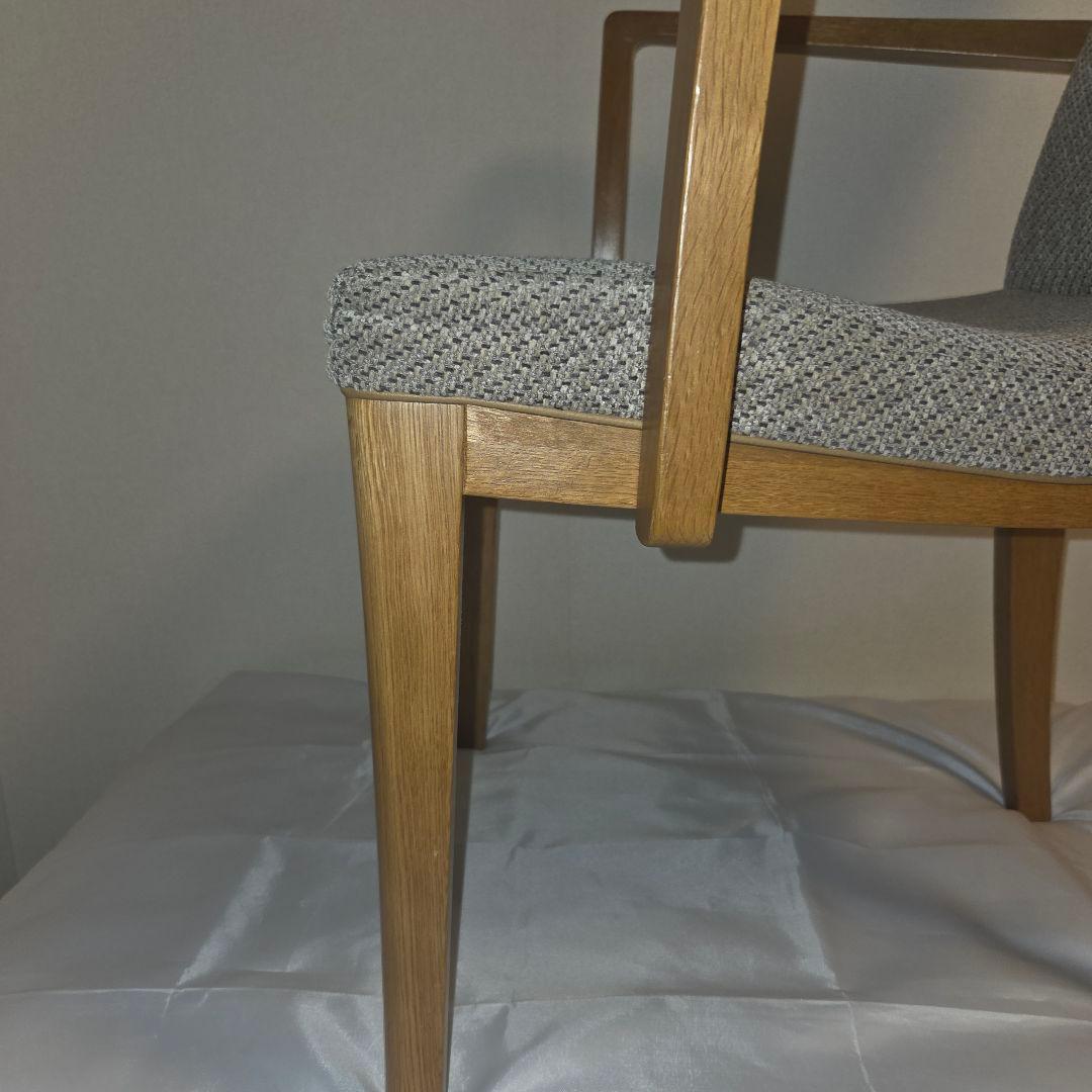 極美品 使用数回 定価9万 カリモク ダイニングチェア CT7800