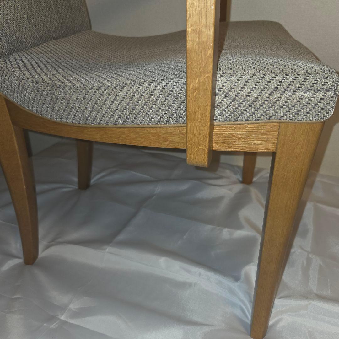 極美品 使用数回 定価9万 カリモク ダイニングチェア CT7800