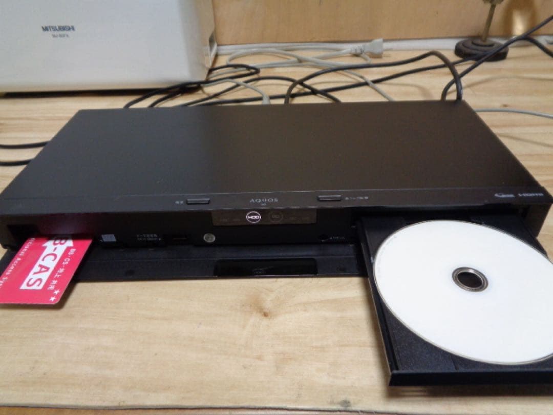 SHARPブルーレイレコーダー BD-NW1200 ☆中古品☆ 2番組同時録画