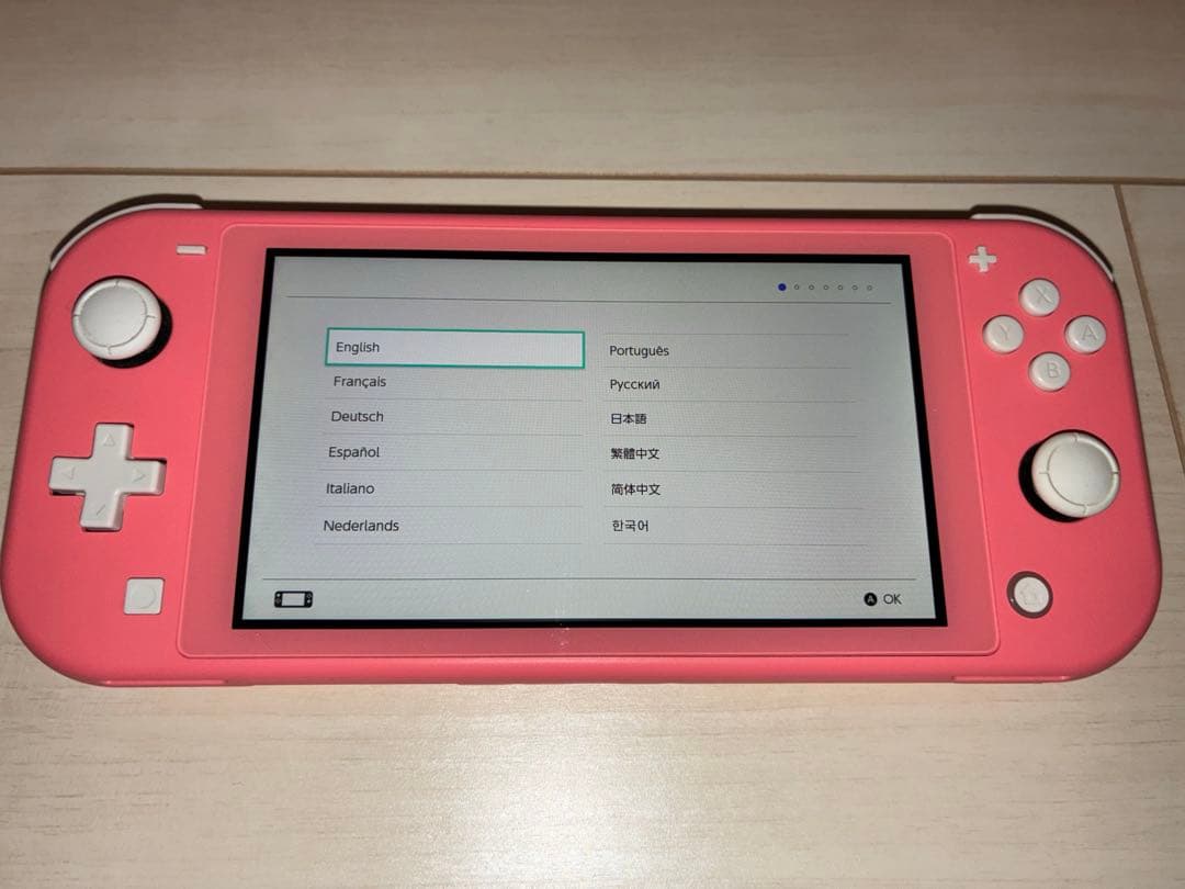 Nintendo switch Lite コーラル