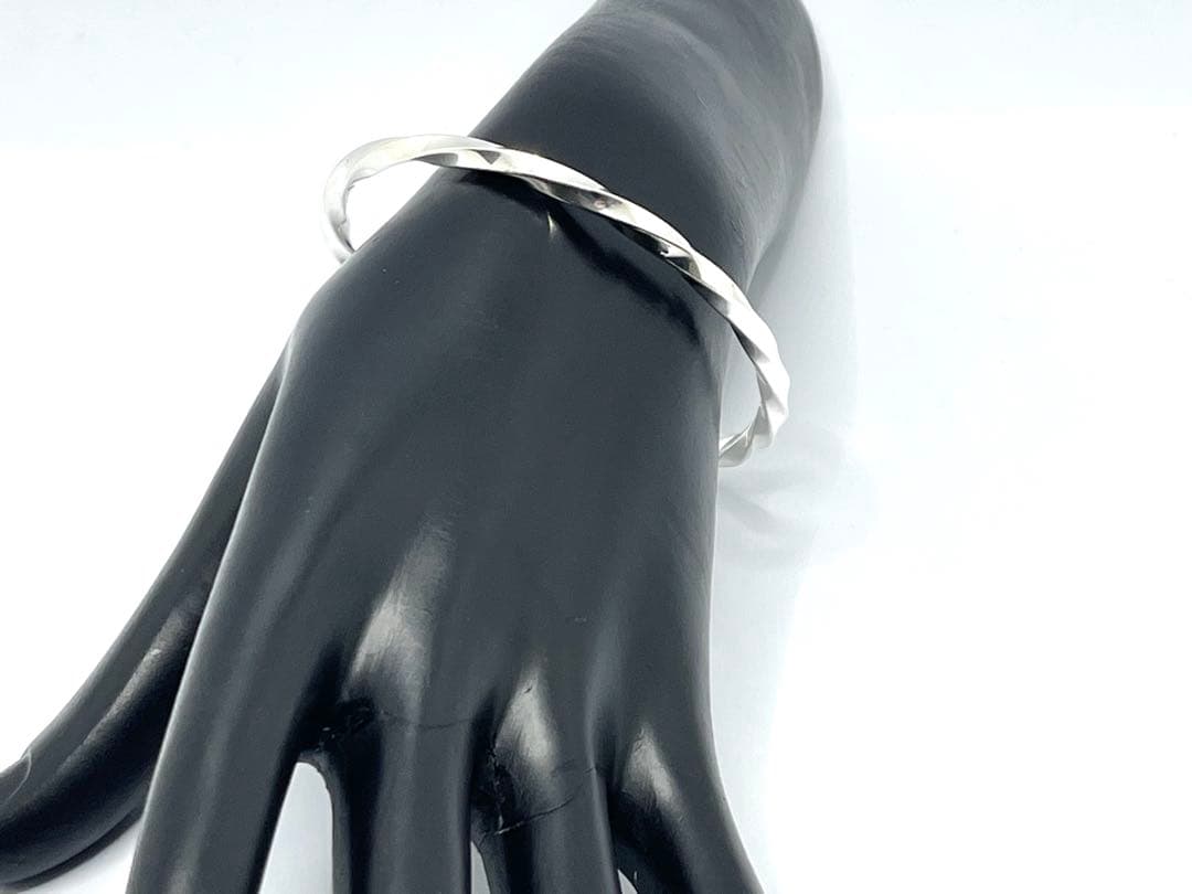 h152 美品　希少　ティファニー　ナイフエッジ　ツイスト　バングル　925