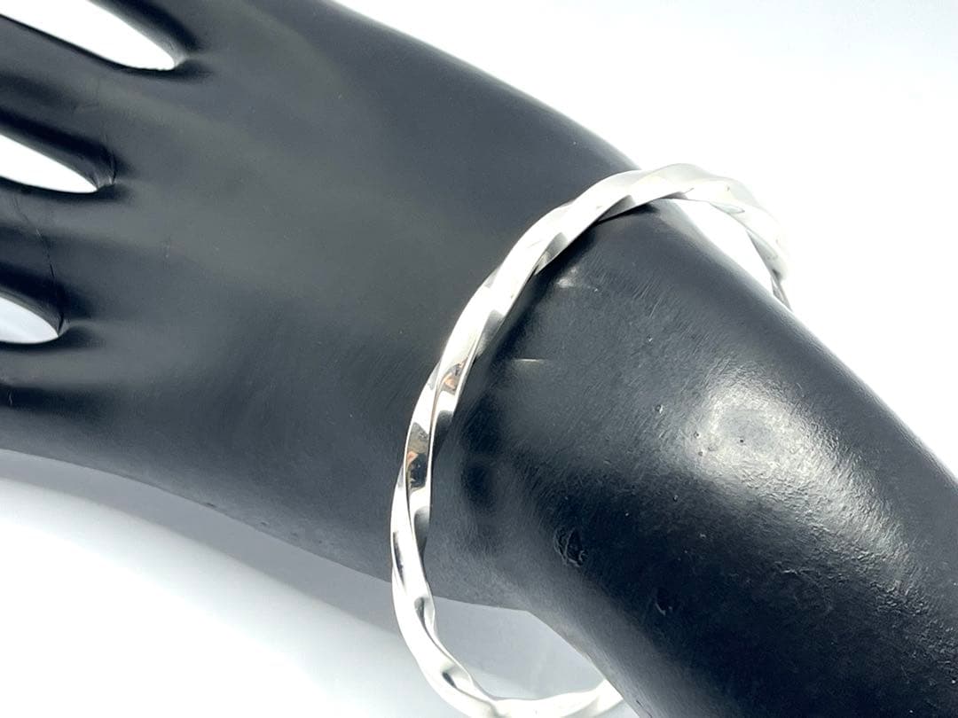 h152 美品　希少　ティファニー　ナイフエッジ　ツイスト　バングル　925