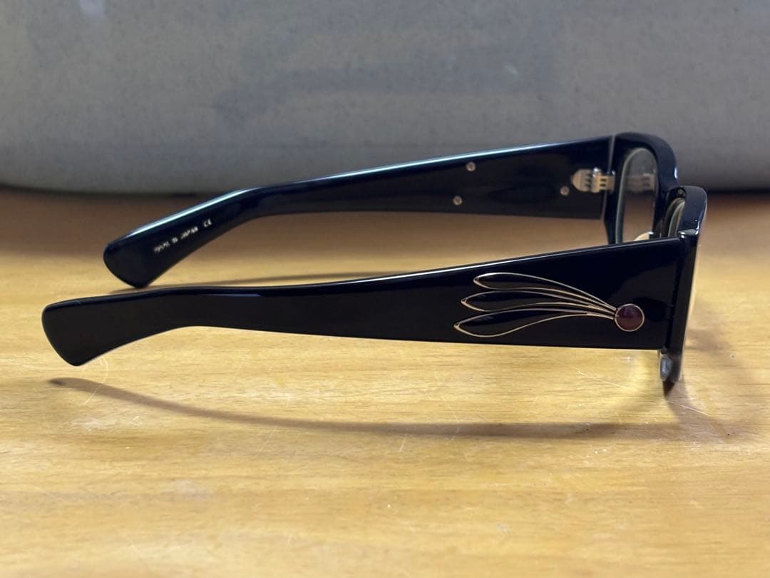 STOP LIGHT × GROOVER × 8up ストップライト