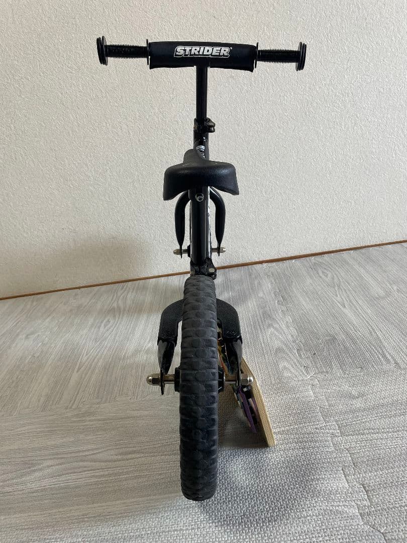 ストライダー 12インチ スポーツタイプ ブラック