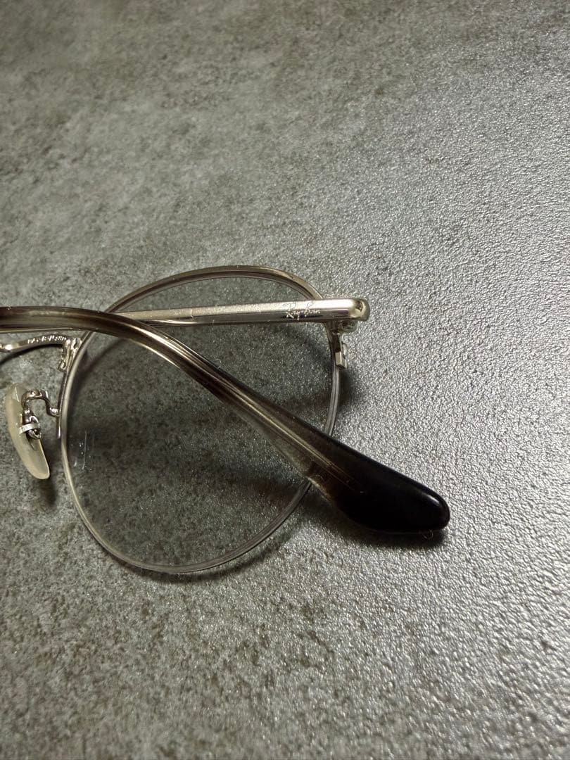 Ray-Ban シルバーラウンドサングラス　アッシュグレー