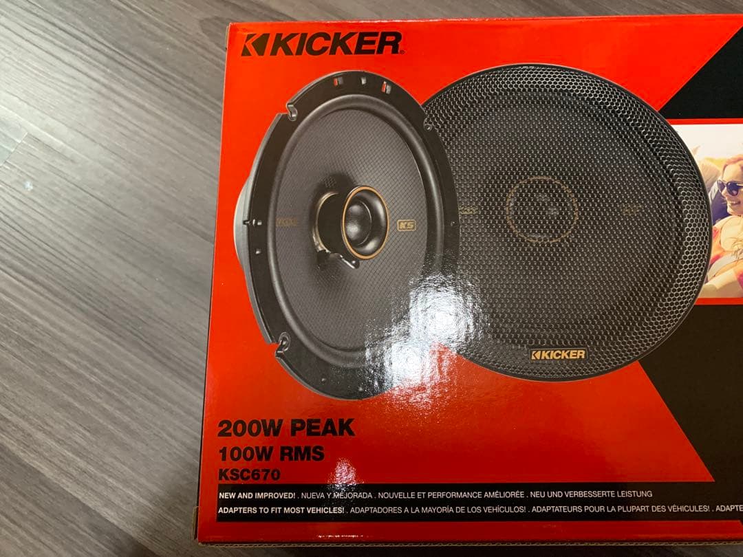 KICKER スピーカー51KSC6704+TOYOTA車用取付キット　新品