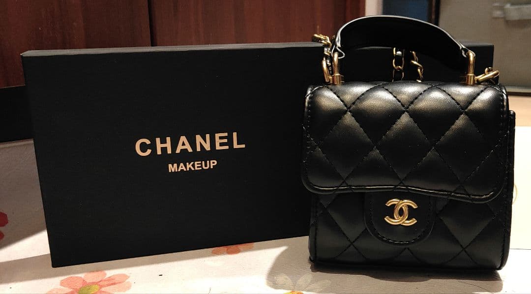 本日のみ特価CHANEL ノベルティショルダーバッグ ブラック