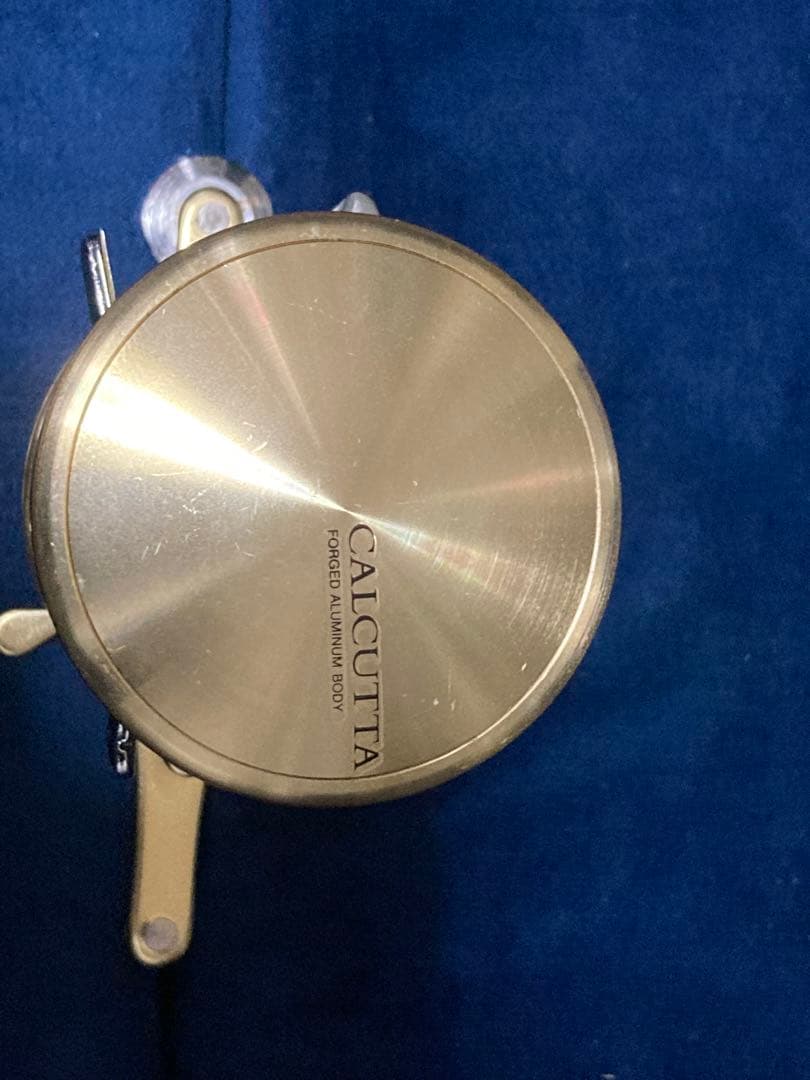 シマノ カルカッタ　小舟　401 左ハンドル