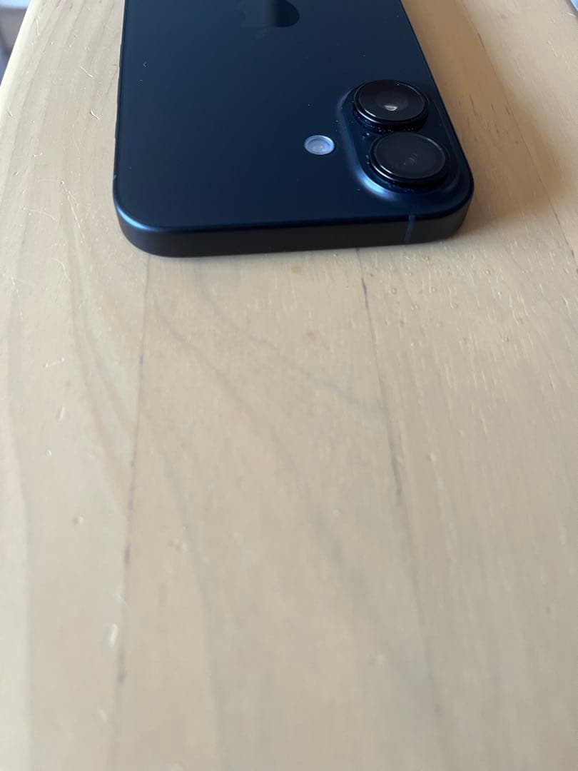 iPhone16 128GB ブラック　使用2週間