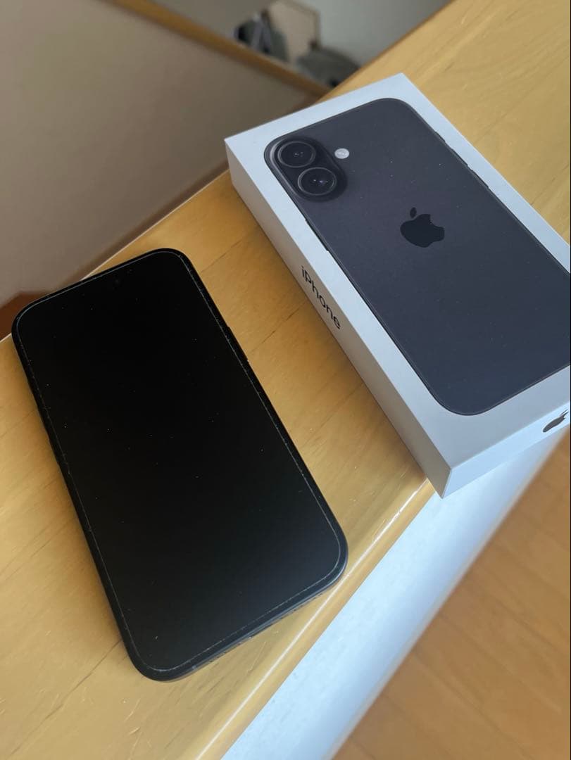 iPhone16 128GB ブラック　使用2週間